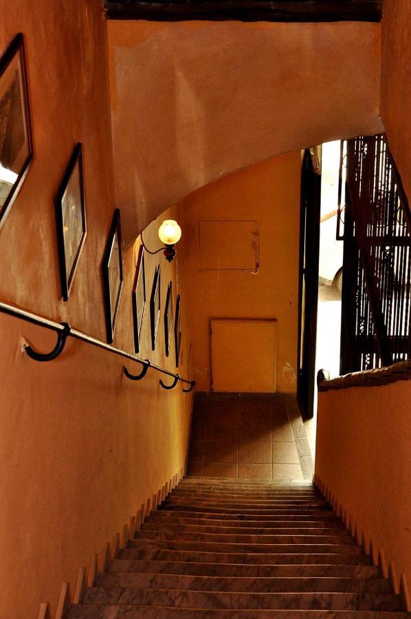 Отель Cagliari Novecento Экстерьер фото