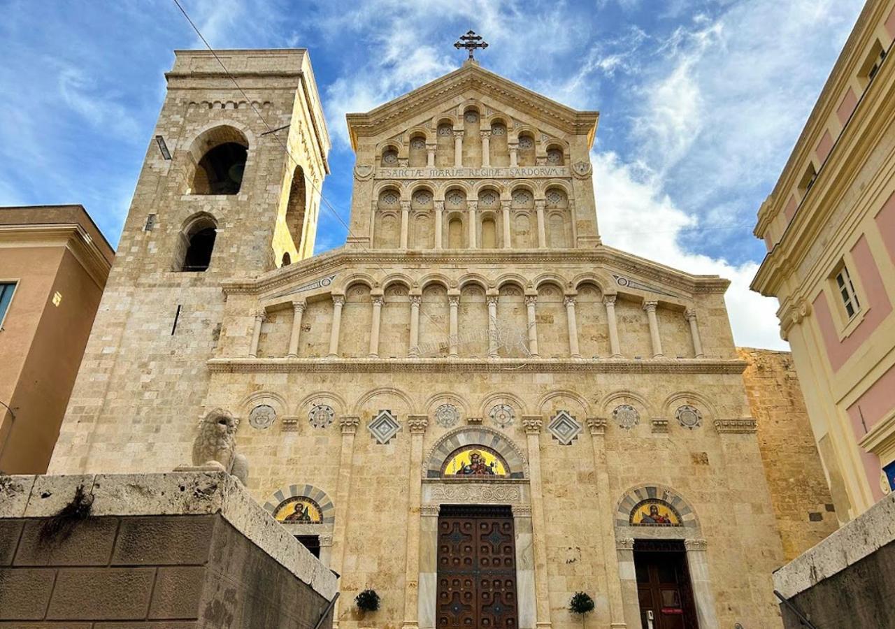 Отель Cagliari Novecento Экстерьер фото